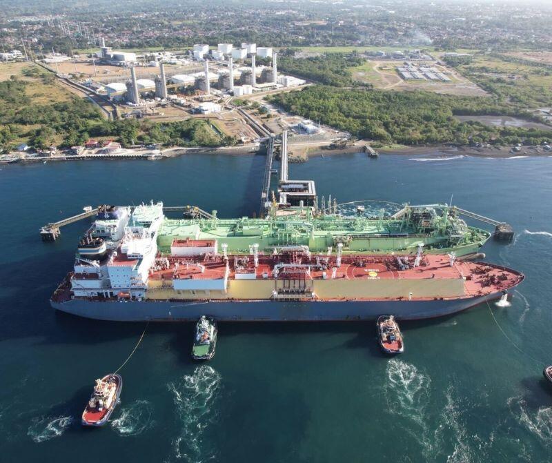 浮体式ＬＮＧ受入基地の画像